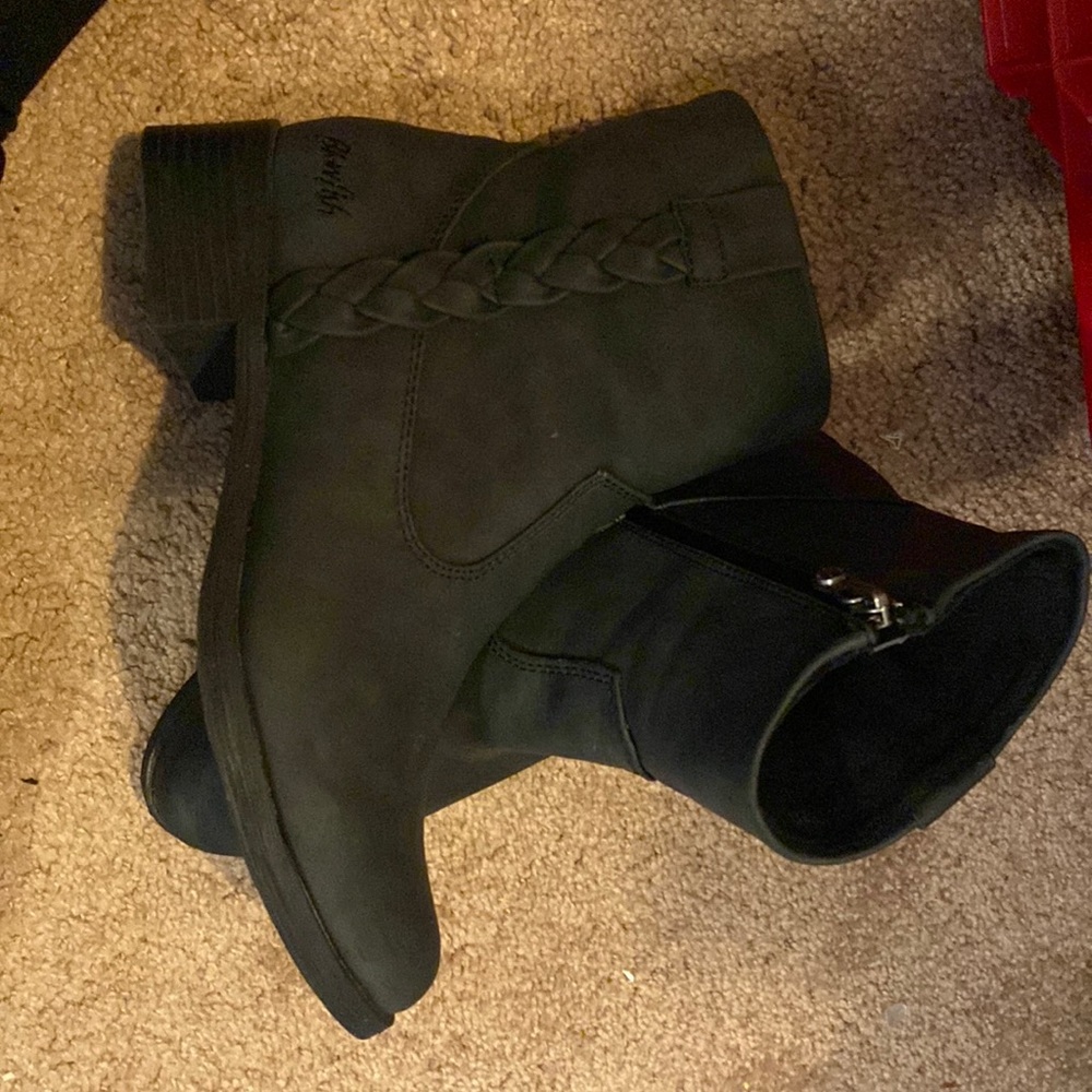 Black Blowfish boots